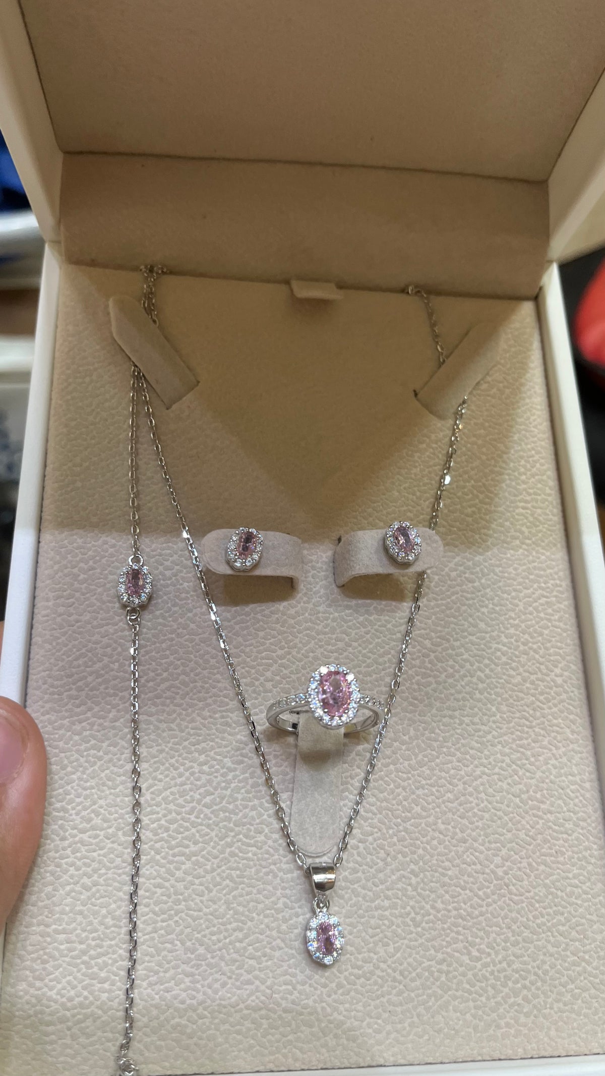 Ensobl rosa no9ra